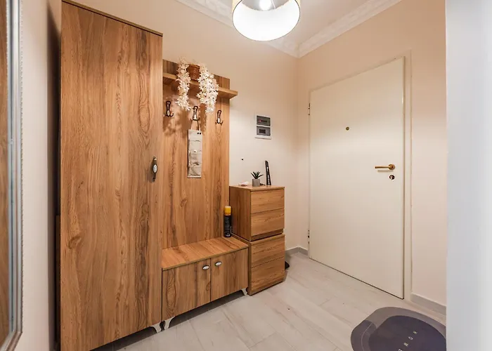 Helia's Cozy Qerret Apartment