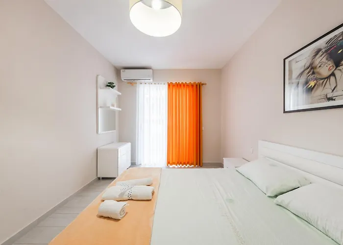 Apartment Helia's Cozy Qerret Golem (Tirana)
