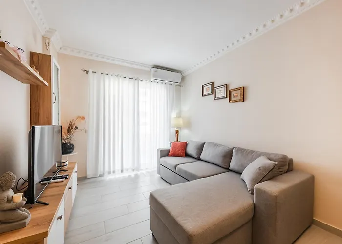 Helia's Cozy Qerret Apartment