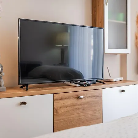 Helia's Cozy Qerret Apartmán Golem (Tirana)